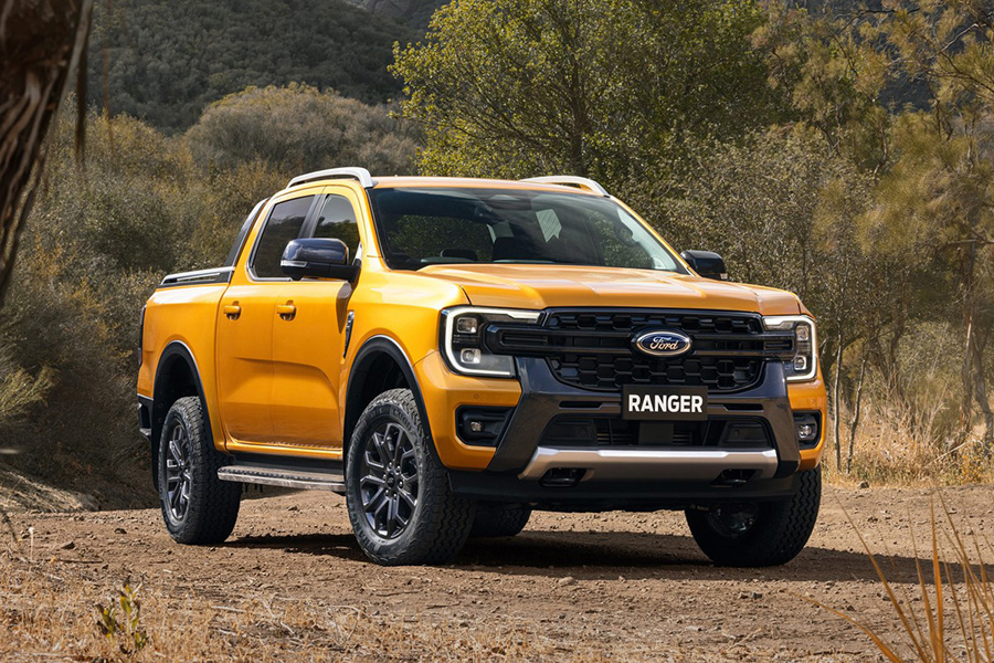 Yellow Rangers 2022 luxury and sport