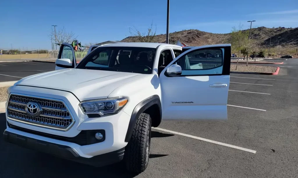 Toyota Tacoma 2016 | Golden Age King Rentals