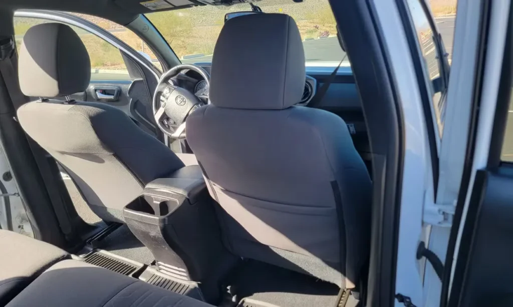 Toyota Tacoma 2016 | Golden Age King Rentals